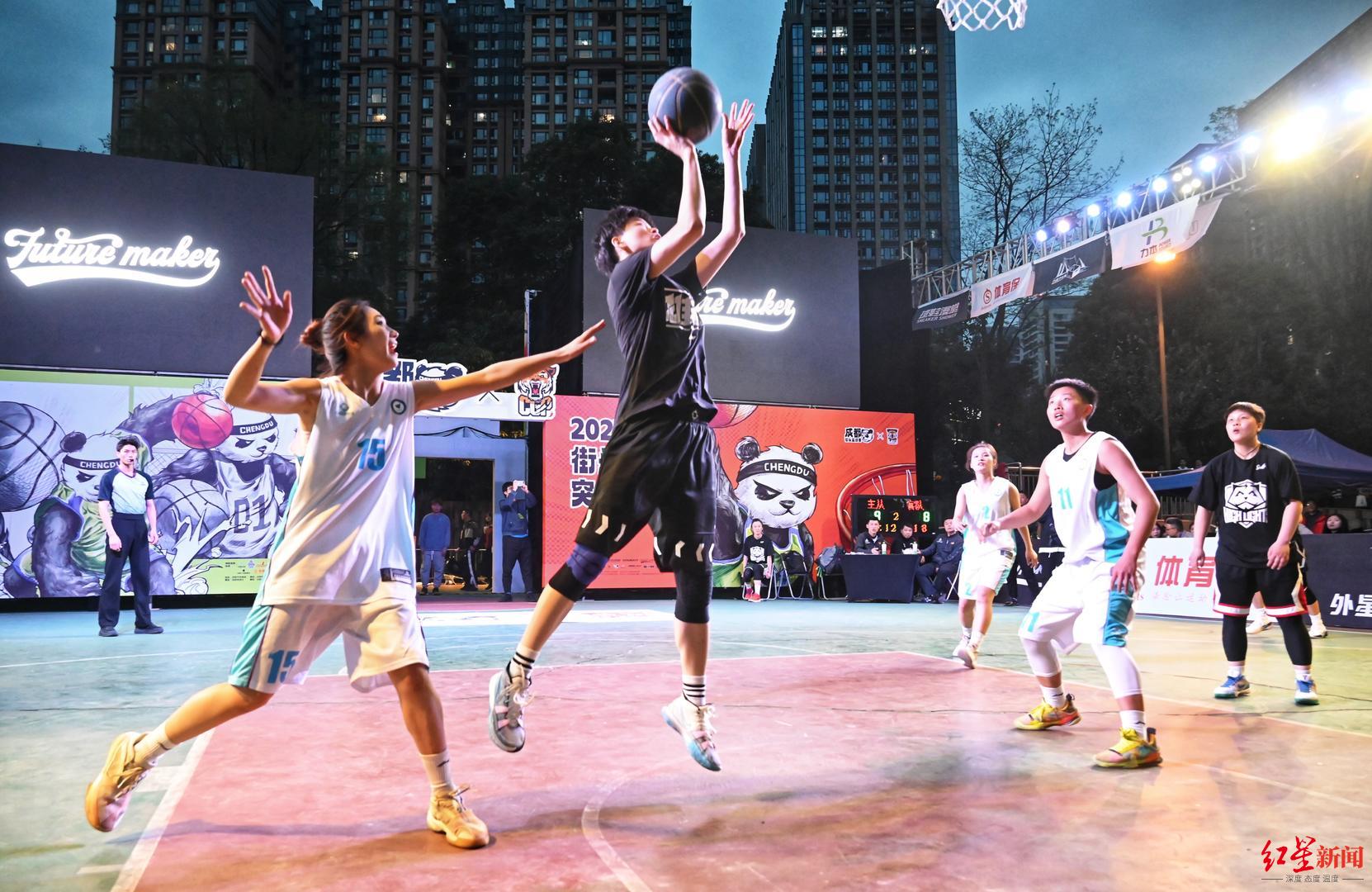 中超第11轮：云南玉昆3-2山东泰山 逆转取胜止颓势